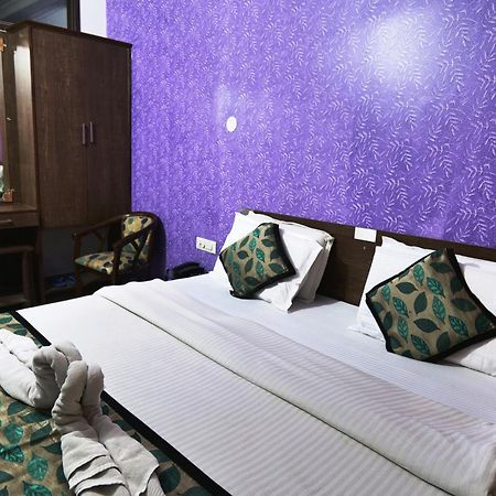 Hotel Holiday Comfort อัมริตสา ภายนอก รูปภาพ